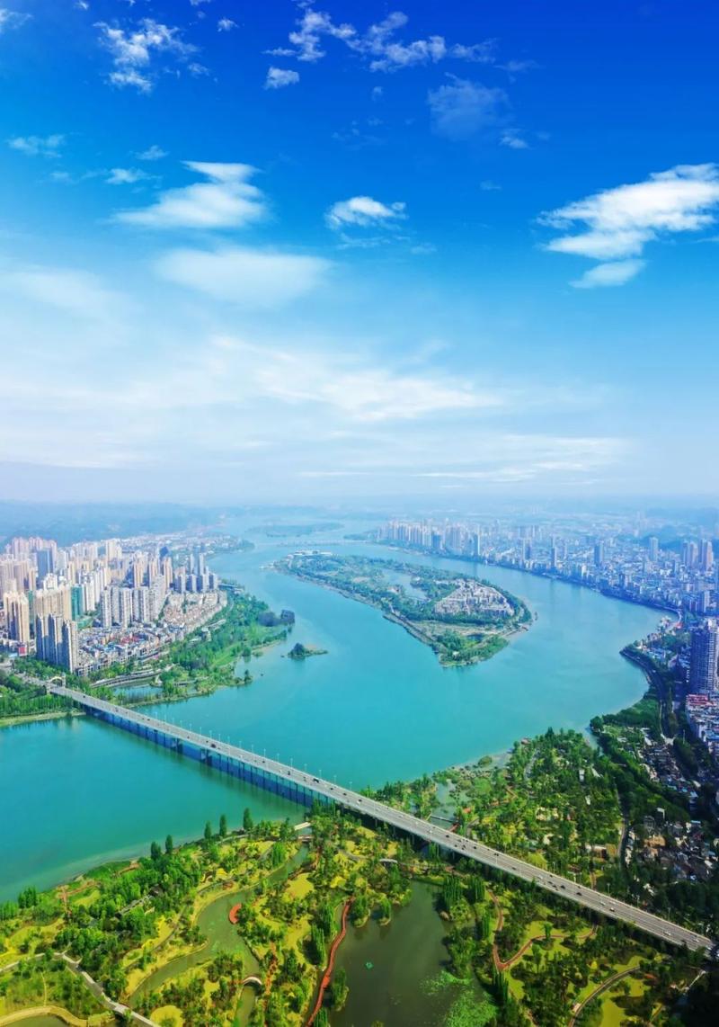 遂宁市建成了包括地理信息数据库,三维数字场景建设,平台软件开发和云
